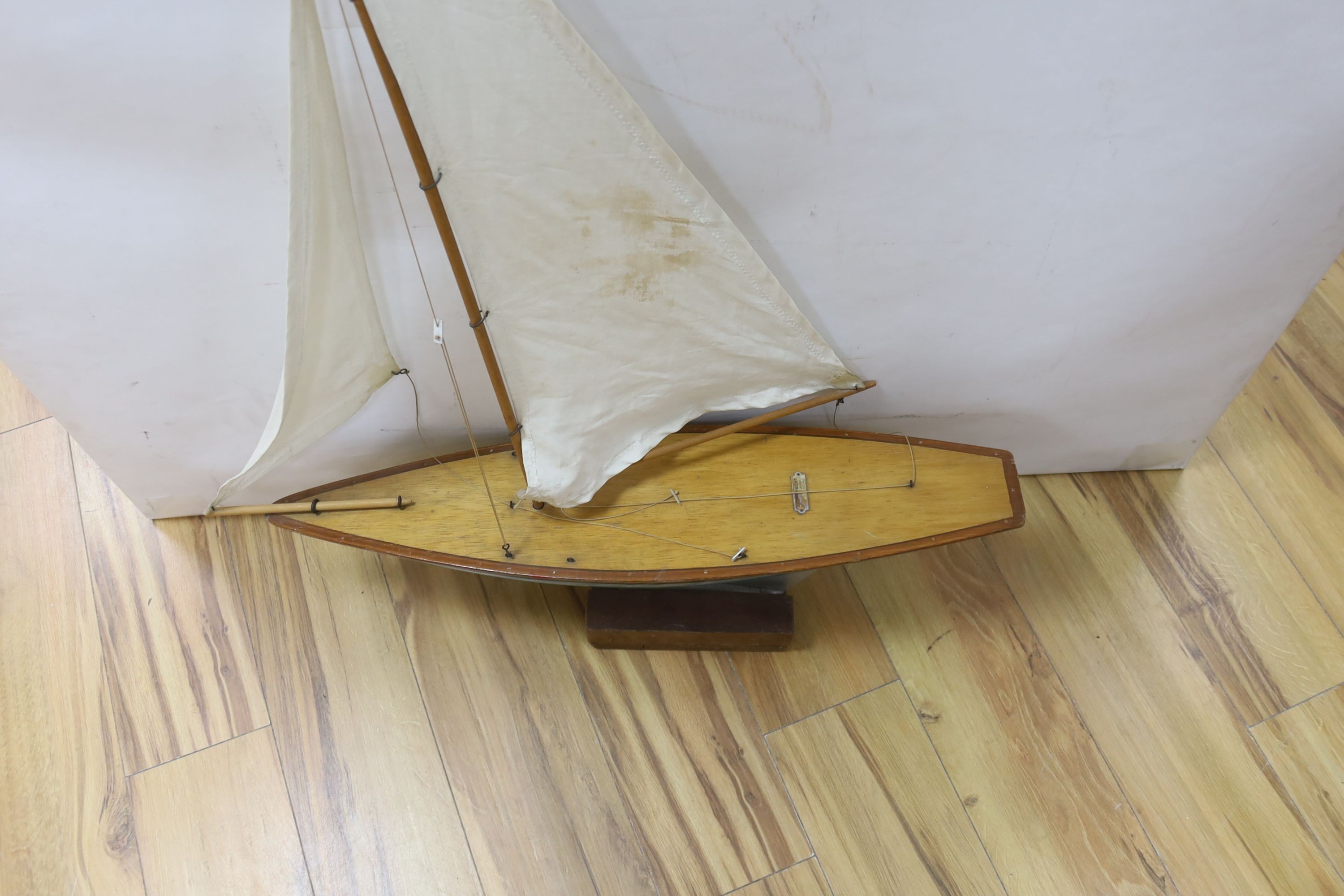 A pond yacht, 71 cms wide x 100 cms high.